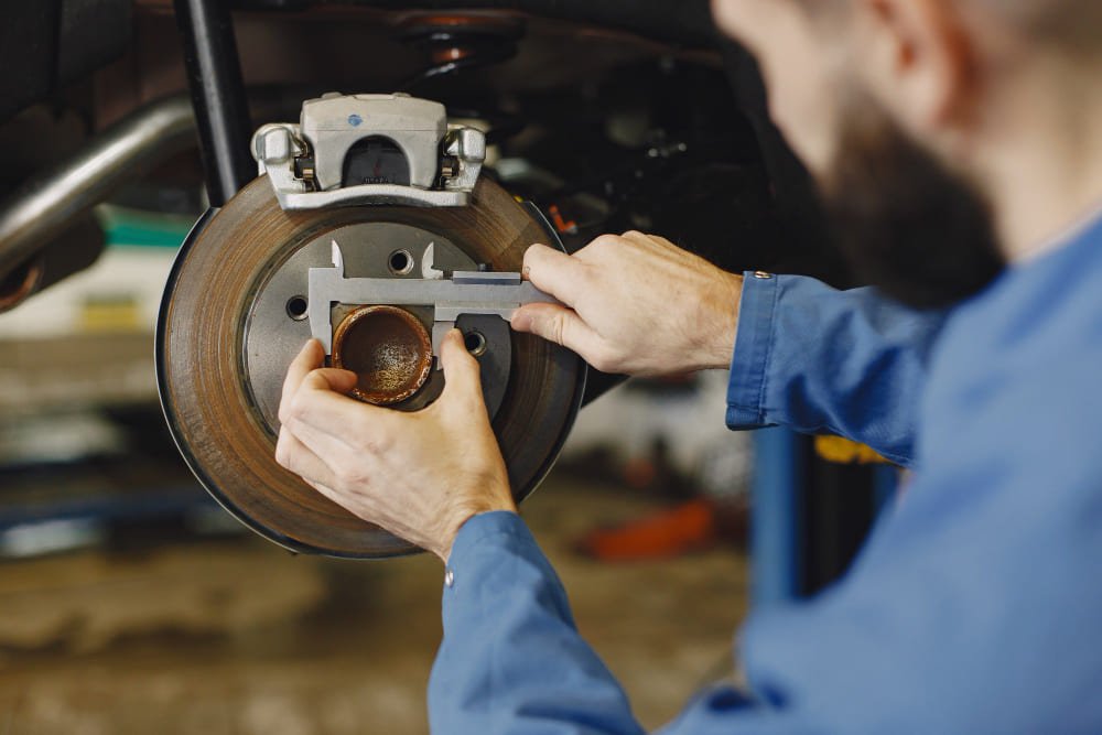 Brake Repair in Pompano Beach Signs You Shouldn’t Ignore